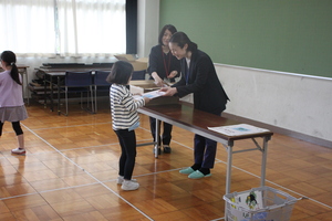 ブックリスト贈呈式1